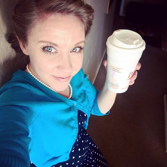 Meet your Posher, Kelly - Picture 3 of 3